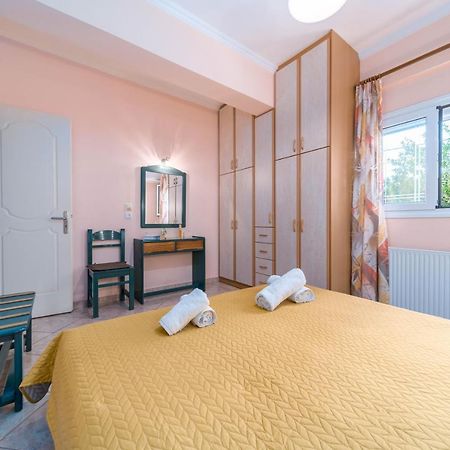 Lucky House Apartment Skala  Екстериор снимка