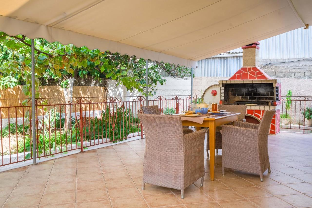 Lucky House Apartment Skala  Екстериор снимка
